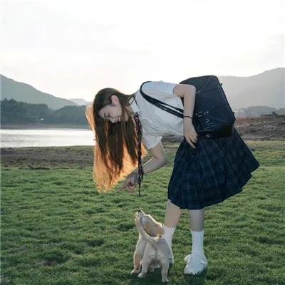 卖火柴女孩的再临